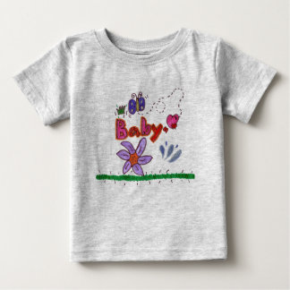Camiseta Para Bebê Bebê com borboleta