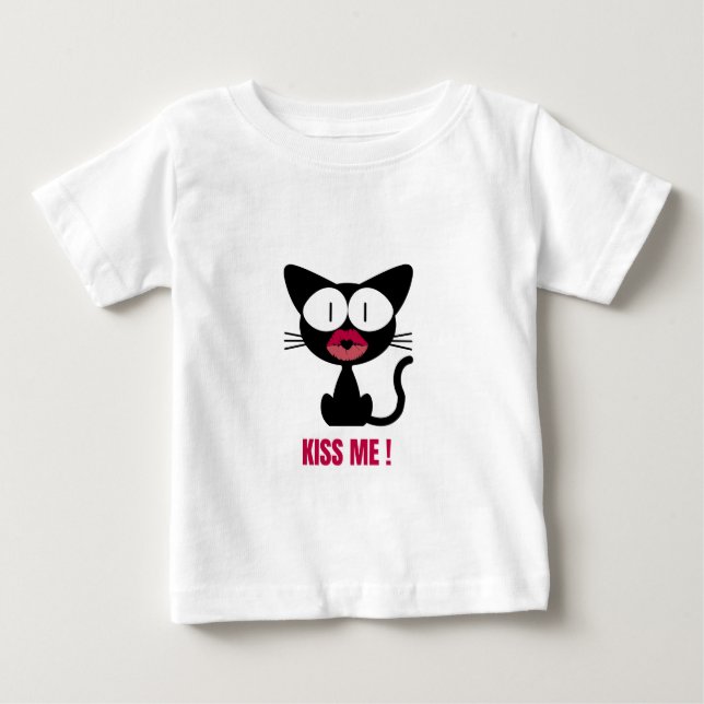 Camiseta Para Bebê Beija-Me (Frente)