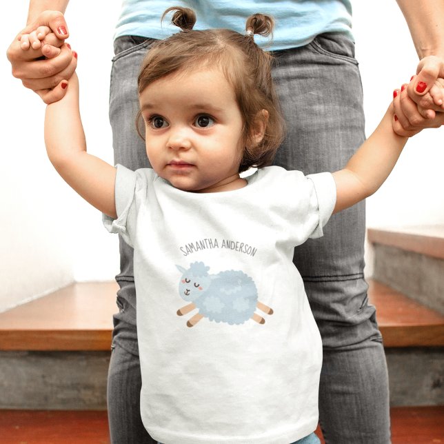 Camiseta Para Bebê Beleza Moderna Pastel Azul Ovelha e Nome de Crianç (Criador carregado)