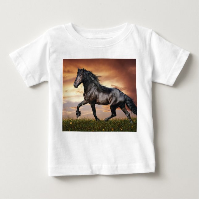 Camiseta Para Bebê Belo Cavalo Negro (Frente)