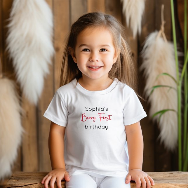 Camiseta Para Bebê Berry First Strawberry primeiro aniversario Baby T (Criador carregado)