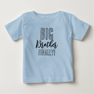 Camiseta Para Bebê Big Brother Finalmente Encontrando o Irmão