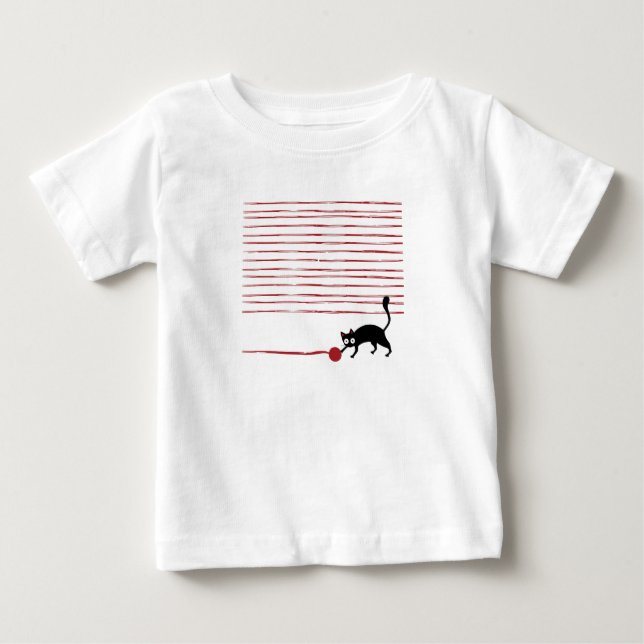 Camiseta Para Bebê Black Cat Playing With a Ball of Wool Illustration (Frente)