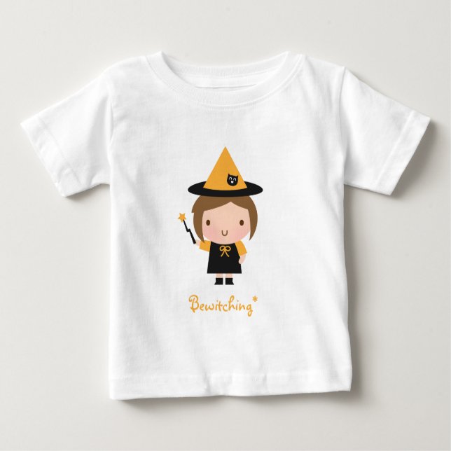 Camiseta Para Bebê Bonita Bruxinha, Brincando no Dia das Bruxas (Frente)