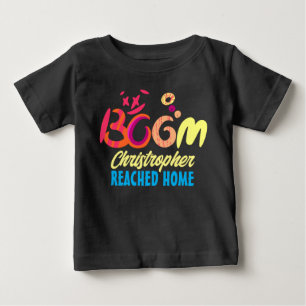 Camiseta Para Bebê Boom Bebê Chegou em Casa Tipografia Manuscrita