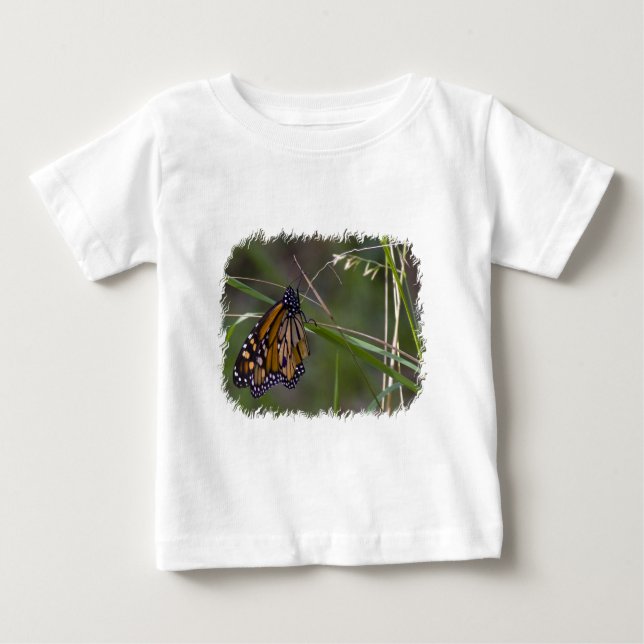 Camiseta Para Bebê Borboleta Monarch na Grama (Frente)