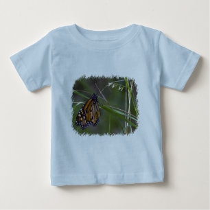 Camiseta Para Bebê Borboleta Monarch na Grama