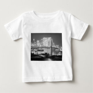 Camiseta Para Bebê Brooklyn Bridge New York EUA