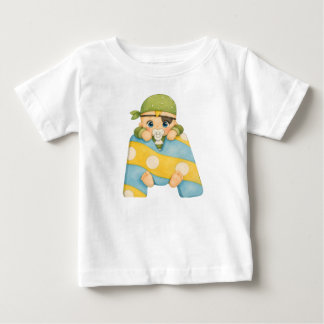 Camiseta Para Bebê Buchstabe M - Baby im bunten Patchwork-Schal