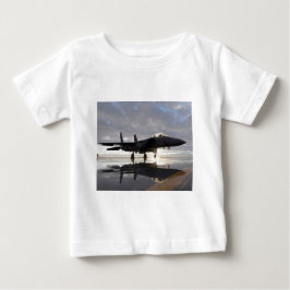 Camiseta Para Bebê Caça a Jato Sobre os Mares