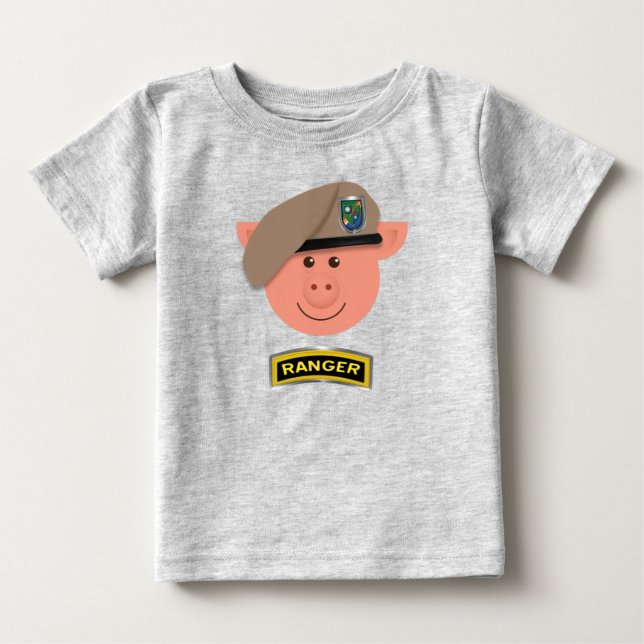 Camiseta Para Bebê Caçador de Leitãozinho Bebê   (Frente)
