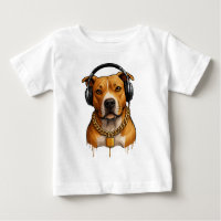 Cachorro legal com Fones de ouvido e cadeia Dourad
