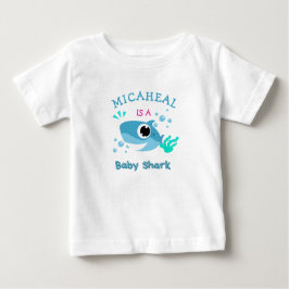 Camiseta Para Bebê Camiseta azul de tubarão com nome de bebê personal