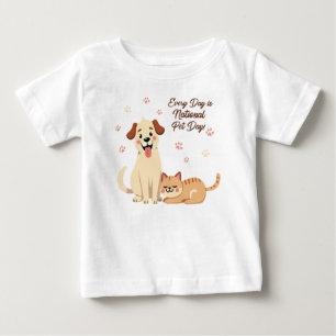 Camiseta Para Bebê Camiseta de Bebê Bonita com Cachorro e Gato