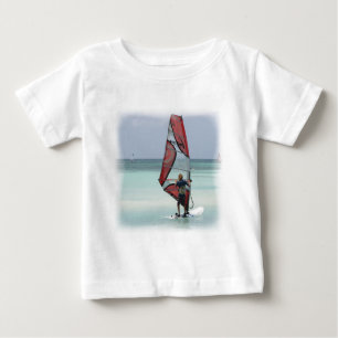 Camiseta Para Bebê Capa longa infantil Windsurfing do horizonte