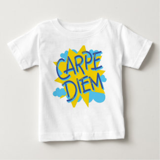 Camiseta Para Bebê Carpe Diem: Edição do Pequeno Aventurador