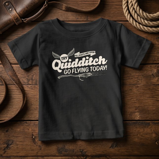 Camiseta Para Bebê Cartaz de Recrutamento de QUIDDITCH™ (Criador carregado)