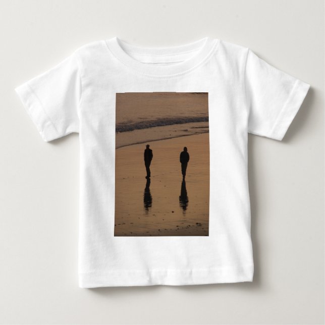Camiseta Para Bebê casal sobre a praia (Frente)