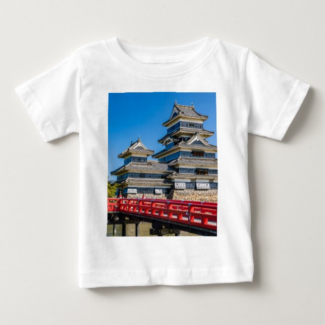 Camiseta Para Bebê Castelo Matsumoto e ponte (Frente)
