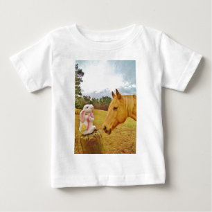 Camiseta Para Bebê Cavalo branco do coelho e do amarelo