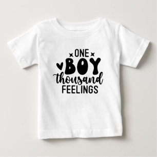 Camiseta Para Bebê Chá de Bebê - Um Menino, Mil Sentimentos