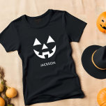 CAMISETA PARA BEBÊ CHEAP JACK O LANTERN PUMPKIN FACE NOME PERSONALIZA<br><div class="desc">Comemore o Halloween em estilo com nossa exclusiva t-shirt de abóbora, um acessório versátil que pode ser personalizado para corresponder ao seu estilo exclusivo. Adicione SEU NOME OU UMA MENSAGEM PERSONALIZADA para torná-lo verdadeiramente seu. Esta t-shirt apresenta um design de abóbora caprichada que combina sem problemas os aspectos assustadores e...</div>