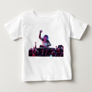 Camiseta Para Bebê Chimpanzé DJ Misturando Música em um Pa Neon Futur