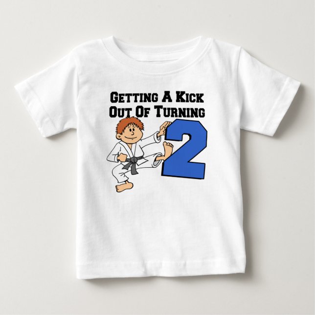 Camiseta Para Bebê Chutar Por Fazer Dois Anos (Frente)