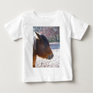 Camiseta Para Bebê Close de cavalo marrom, pequeno pônei marrom