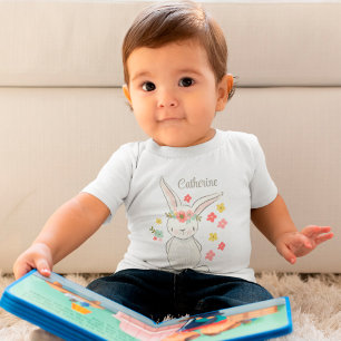 Camiseta Para Bebê Coelhinho bonito com flores, menina personalizada