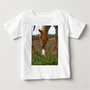 Camiseta Para Bebê coelhinho de cavalo e Primavera
