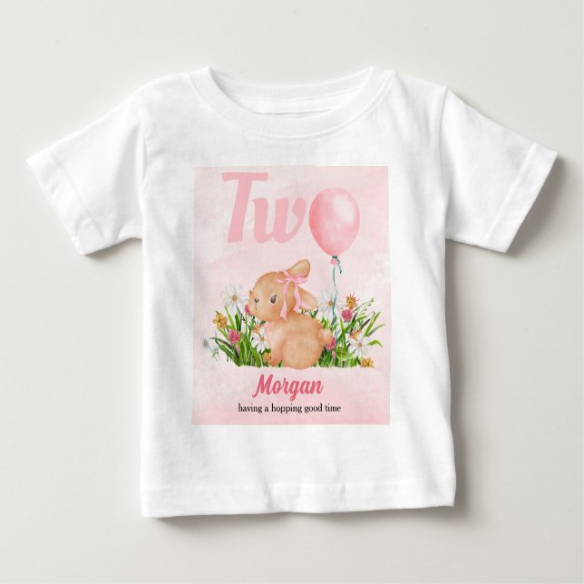 Camiseta Para Bebê Coelhinho Fofo Faz Dois Aniversário de 2 Anos das  (Frente)