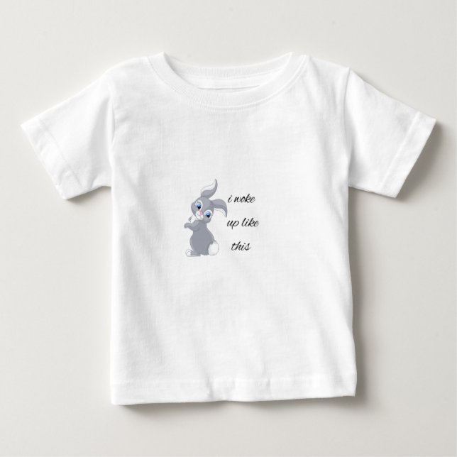 Camiseta Para Bebê Coelho bonito que acordei assim engraçado (Frente)