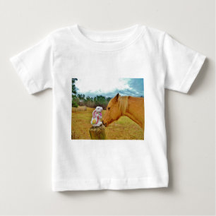Camiseta Para Bebê Coelho branco e cavalo amarelo