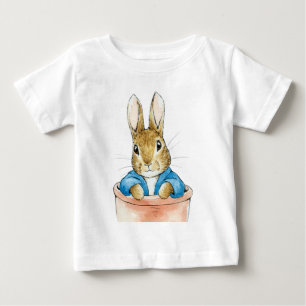 Camiseta Para Bebê Coelho clássico sentado em uma panela