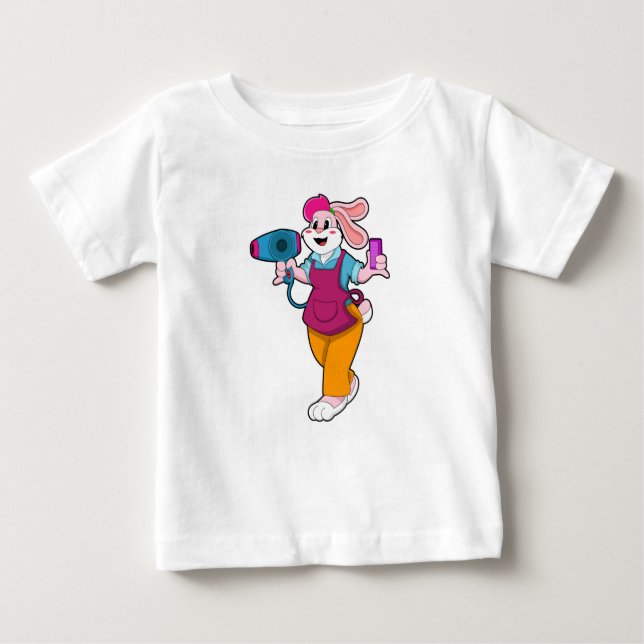 Camiseta Para Bebê Coelho como cabeleireiro com secador de cabelo e C (Frente)