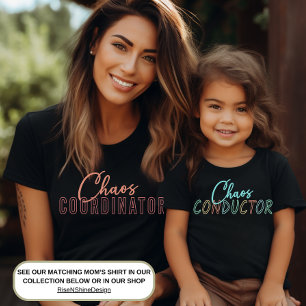 Camiseta Para Bebê Comando de Caos Divertido Fofo Texto Colorido Infa