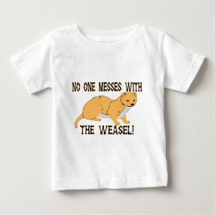 Camiseta Para Bebê Confusão com a doninhas