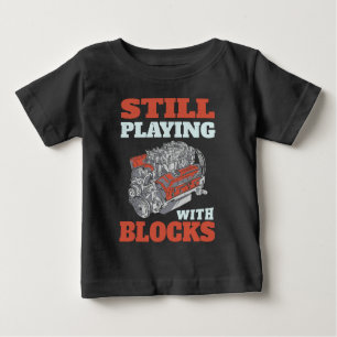 Camiseta Para Bebê Continuando brincando com blocos mecânicos