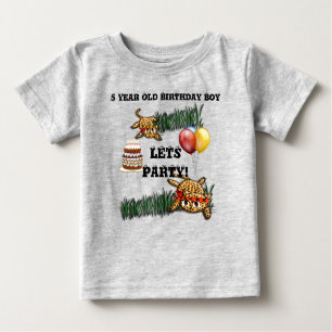 Camiseta Para Bebê Convites de aniversário do Ultra Cute Leopard Safa