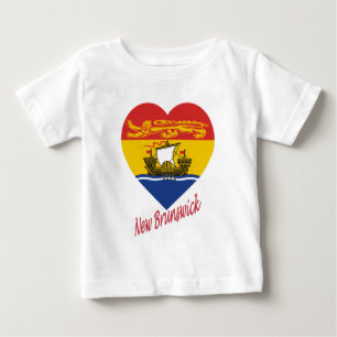 Camiseta Para Bebê Coração da bandeira de Novo Brunswick com nome