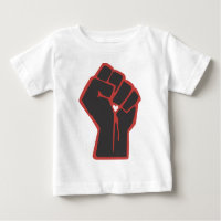 Coração levantado do revolucionário do punho