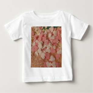 Camiseta Para Bebê Corações de Namorados Branco Rosa, Decoração de Bo