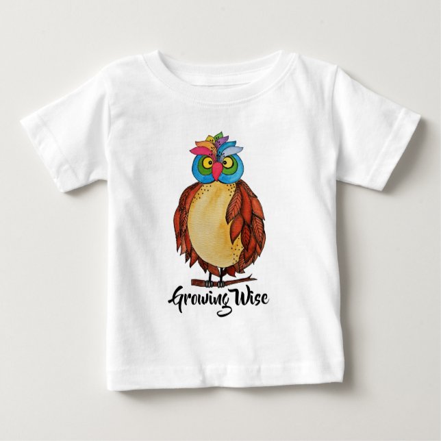 Camiseta Para Bebê Coruja Mágica Com Penas Arco-Íris (Frente)
