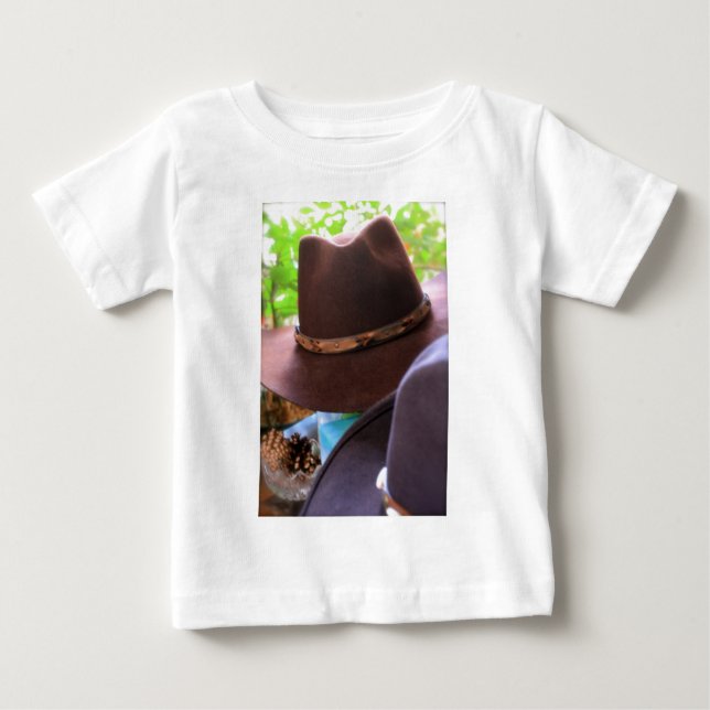 Camiseta Para Bebê Cowboy Hats (Frente)