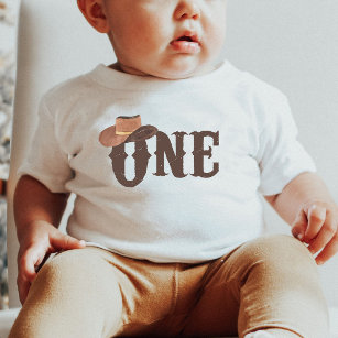 Camiseta Para Bebê Cowboy Que Pensava Um Bebê primeiro aniversario
