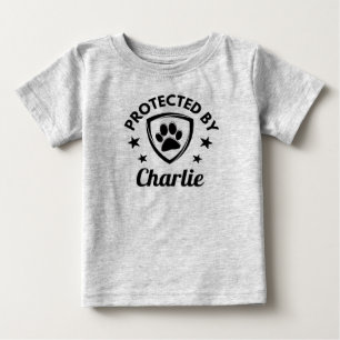 Camiseta Para Bebê Cubo de Nome Personalizado de Cachorro "Protegido