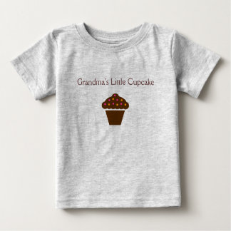 Camiseta Para Bebê "Cupcake Pequeno da Vovó" - roupa adorável para be