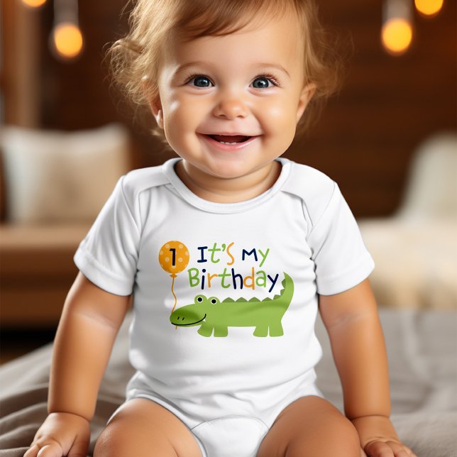 Camiseta Para Bebê Cute Alligator Birthday (Criador carregado)