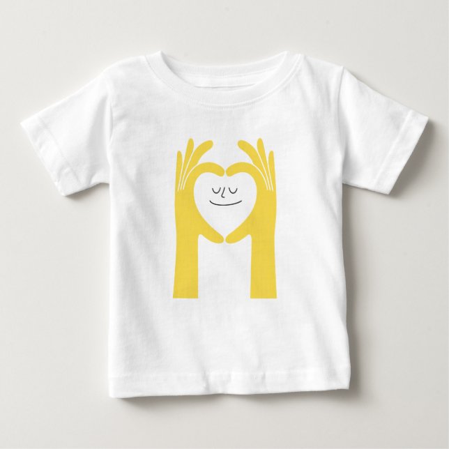 Camiseta Para Bebê Cute Heart Hands Baby Tee (Frente)